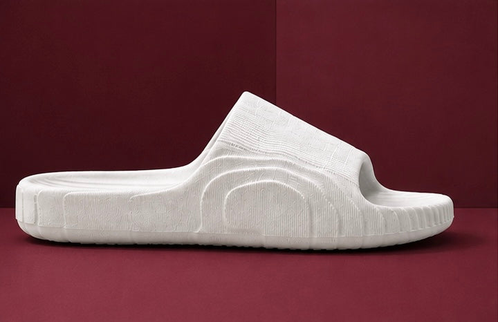 Voolio Men’s White Comfort Slides