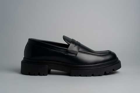 Voolio Monarch Loafer – Premium Black Leather Edition
