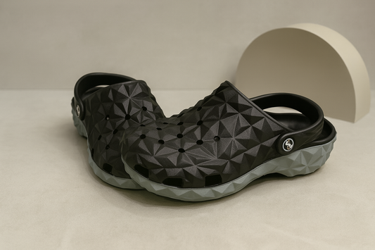 Voolio GeoFlex Comfort Clogs | Textured Grip & Breathable Everyday Shoes